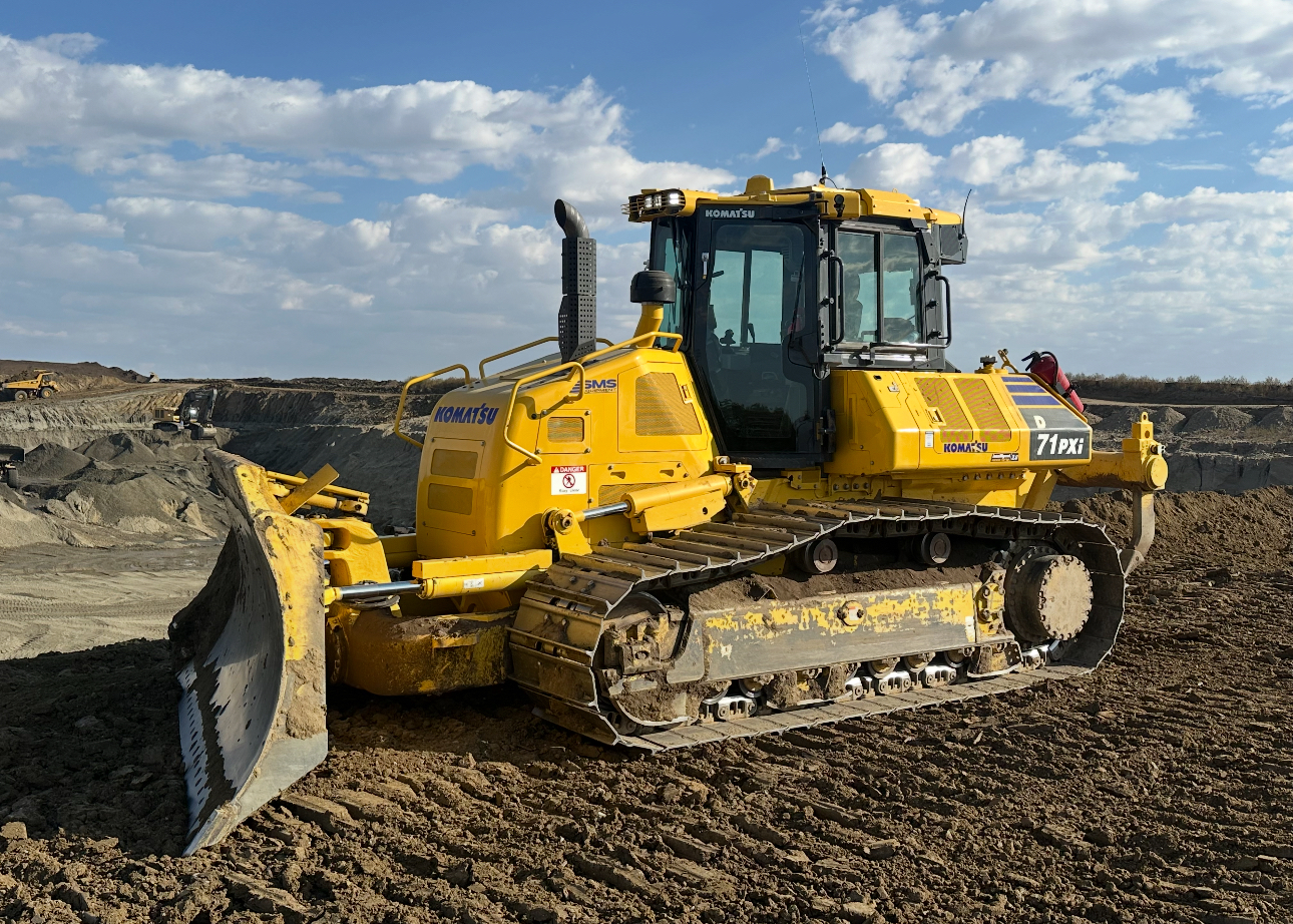 RJ Heavy Equipment Sales's image