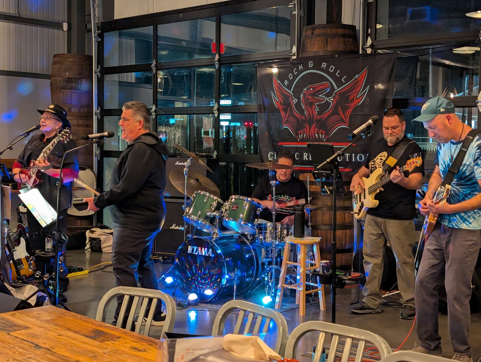 CLASSIC REVOLUTION's image