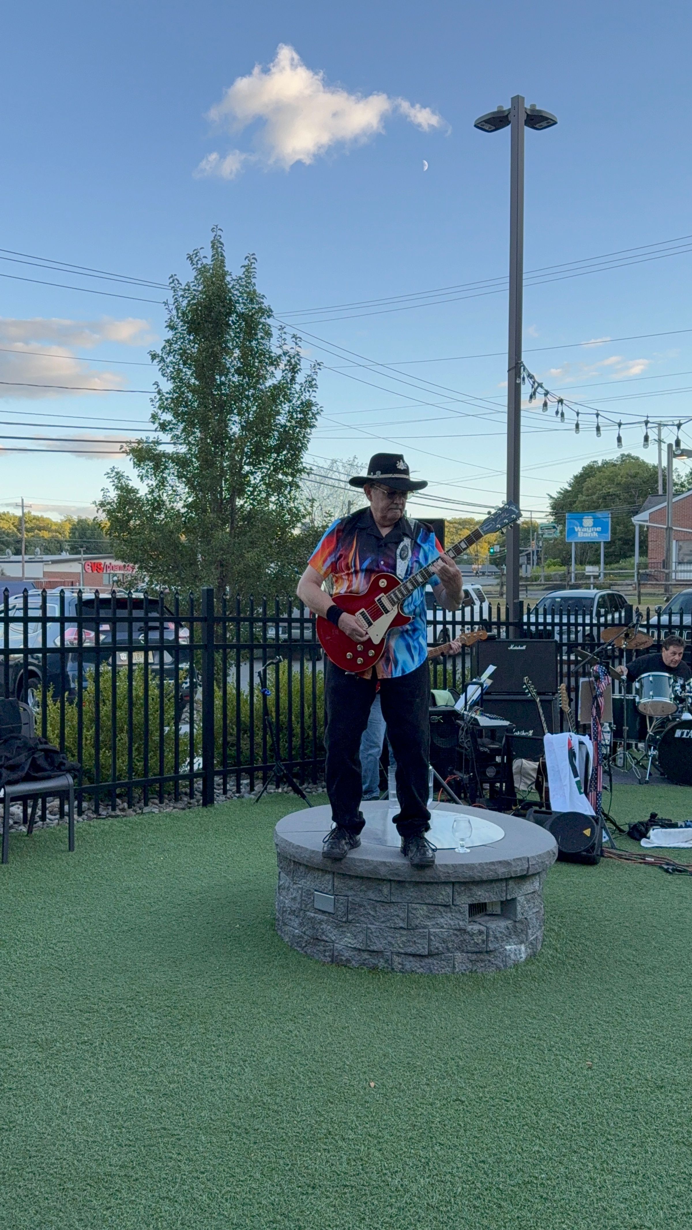 CLASSIC REVOLUTION's image