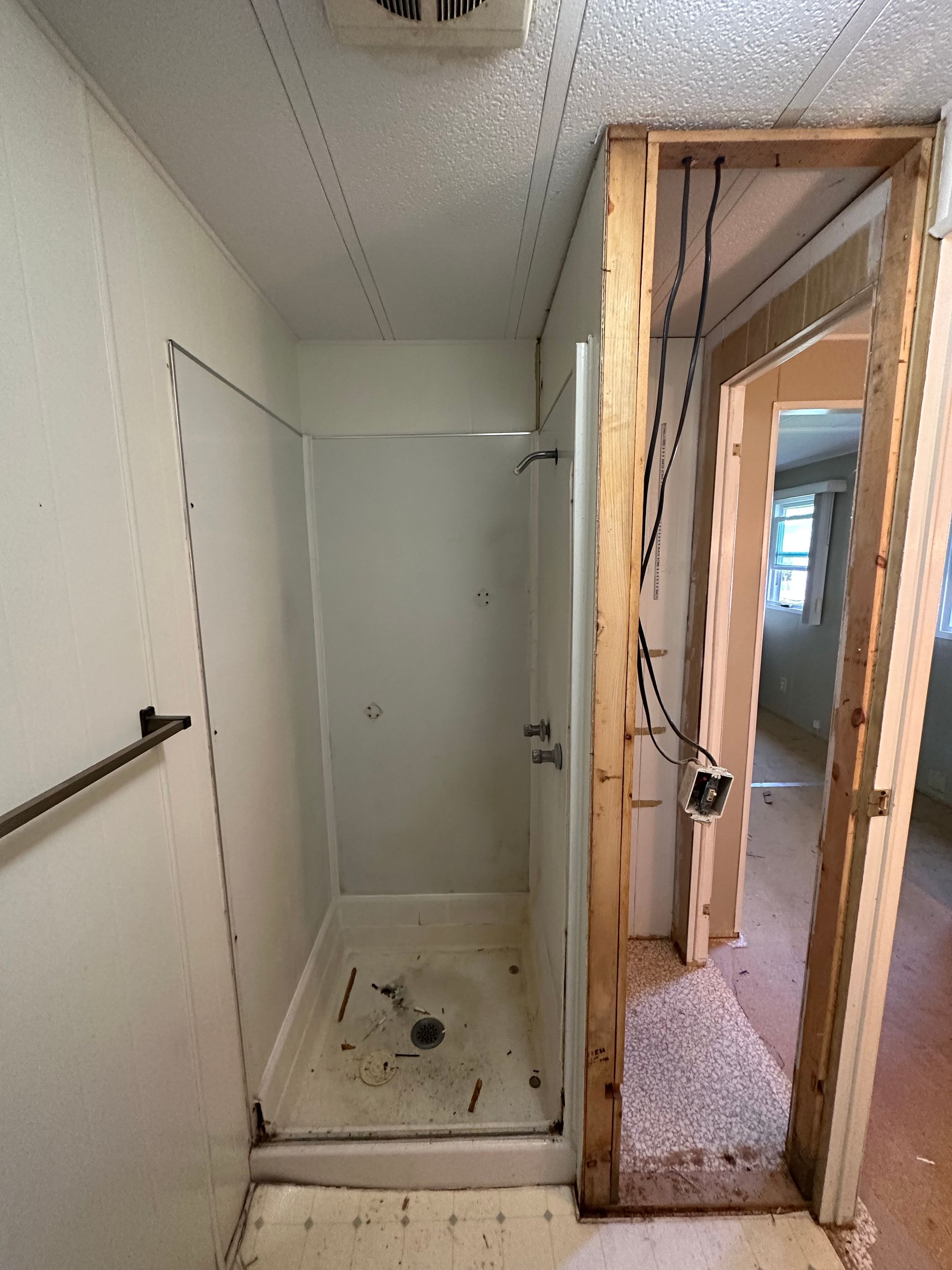 Mobile Home Repairs & Vapor Barrier's image