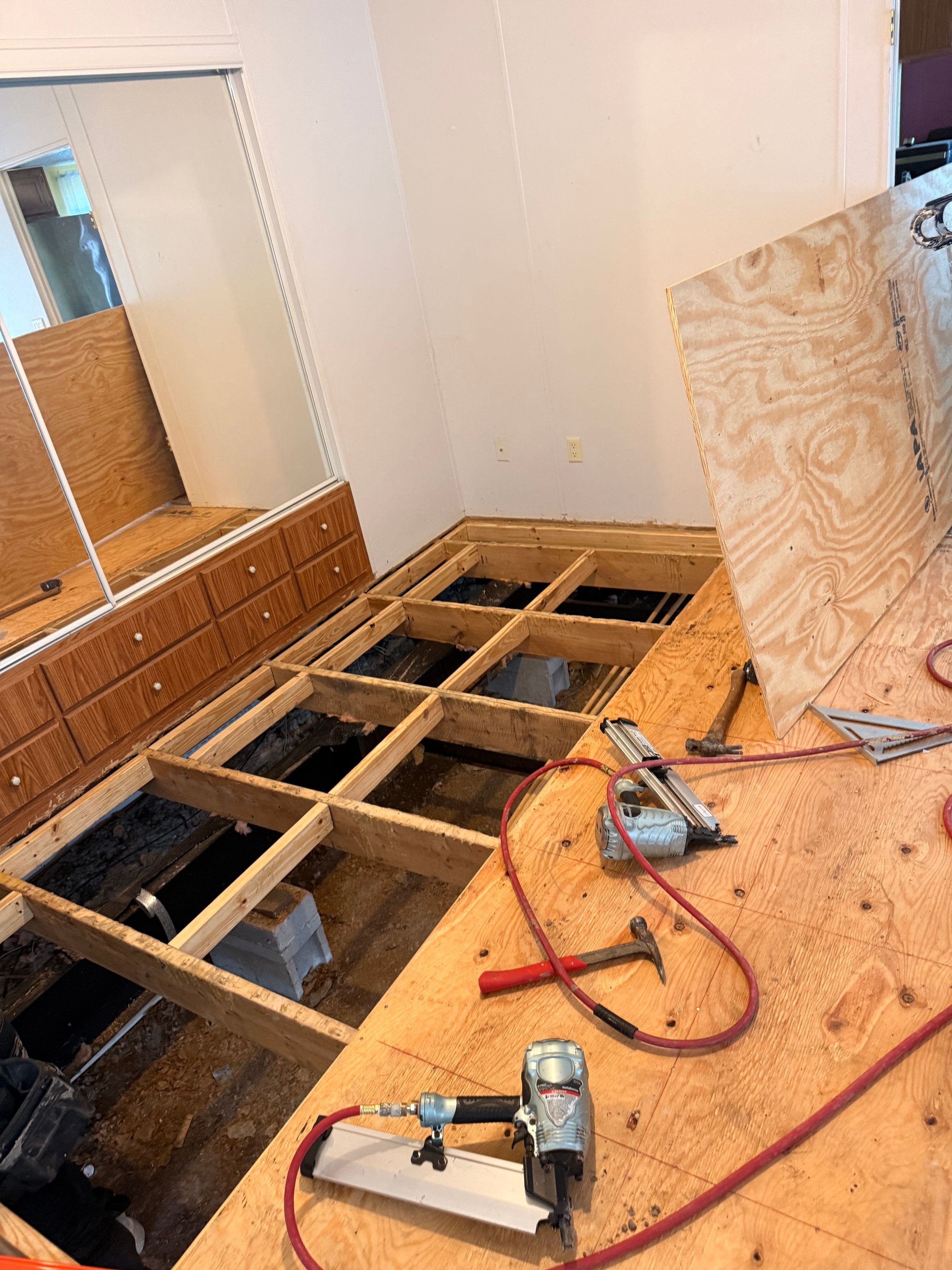 Mobile Home Repairs & Vapor Barrier's image