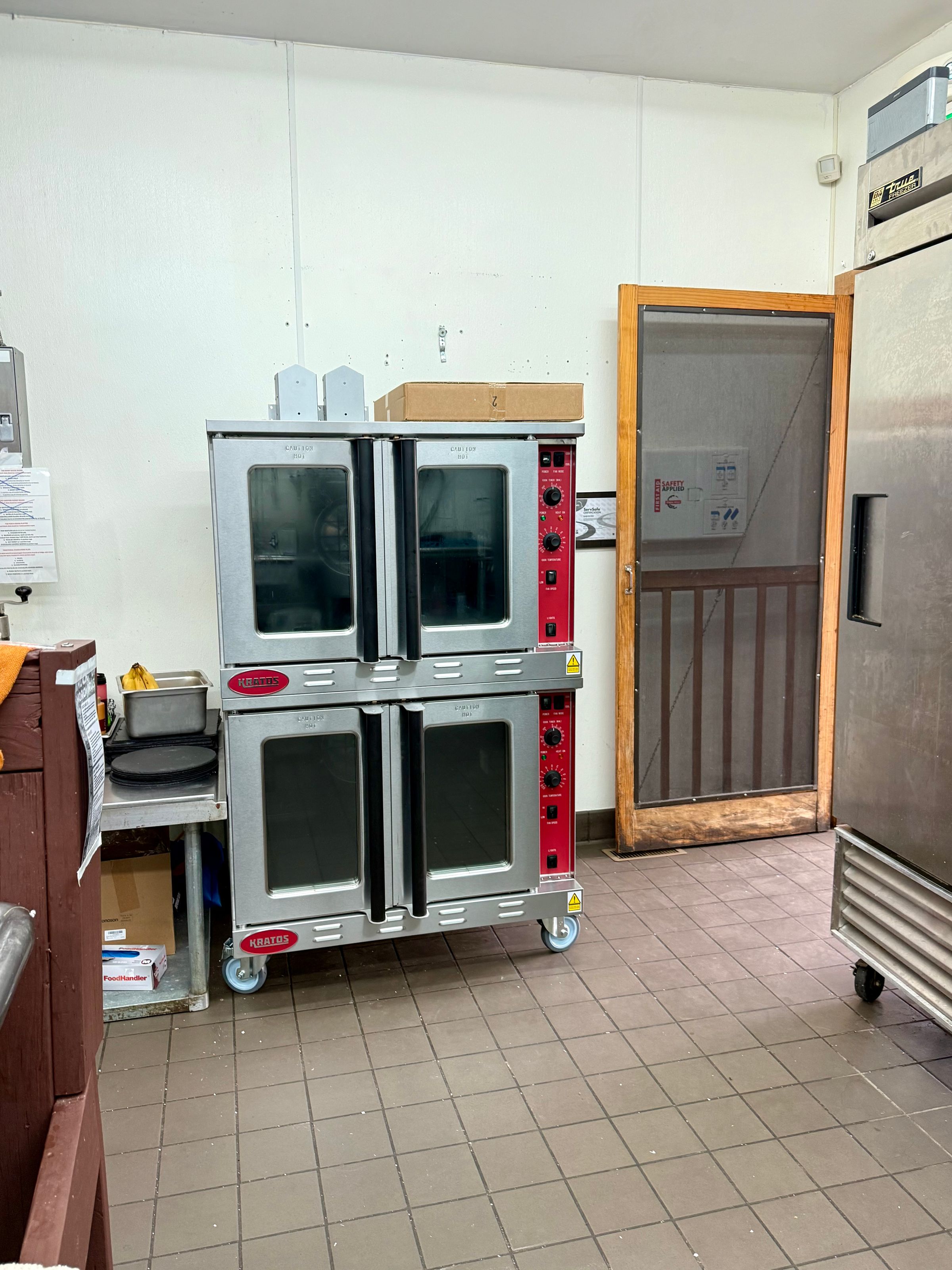 B. Social Feedstore 's image