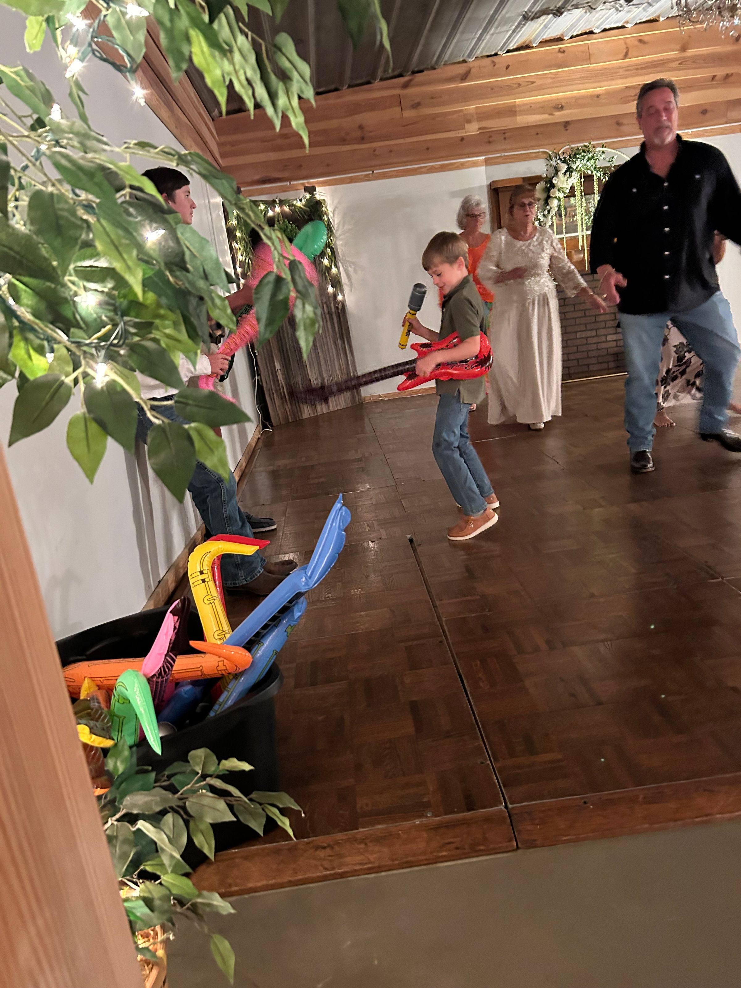 Becca Joyner | Entertainment DJ | Joyful Jamz Entertainment's image