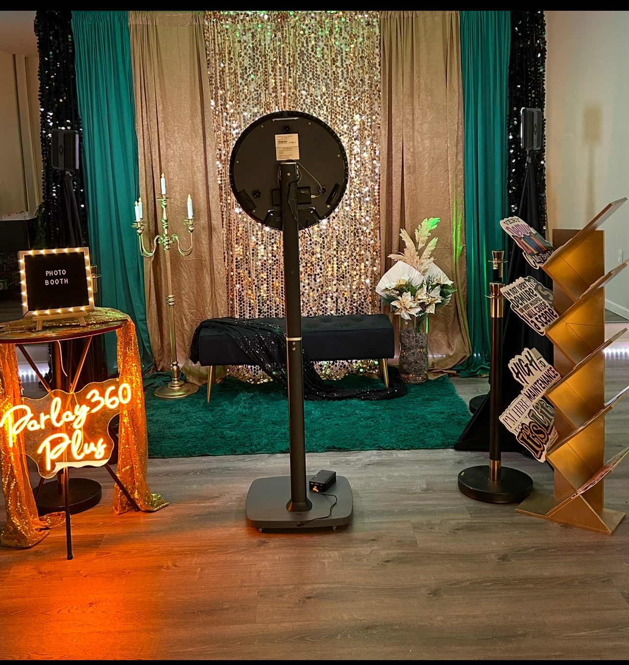 The Luxe Booth