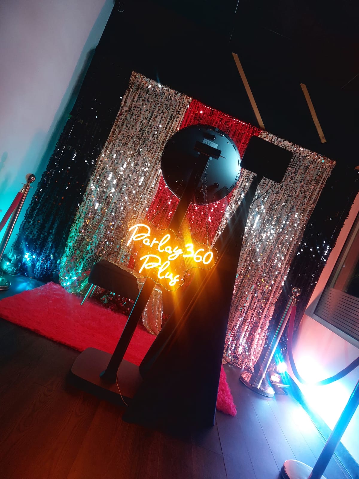The Luxe Booth 
