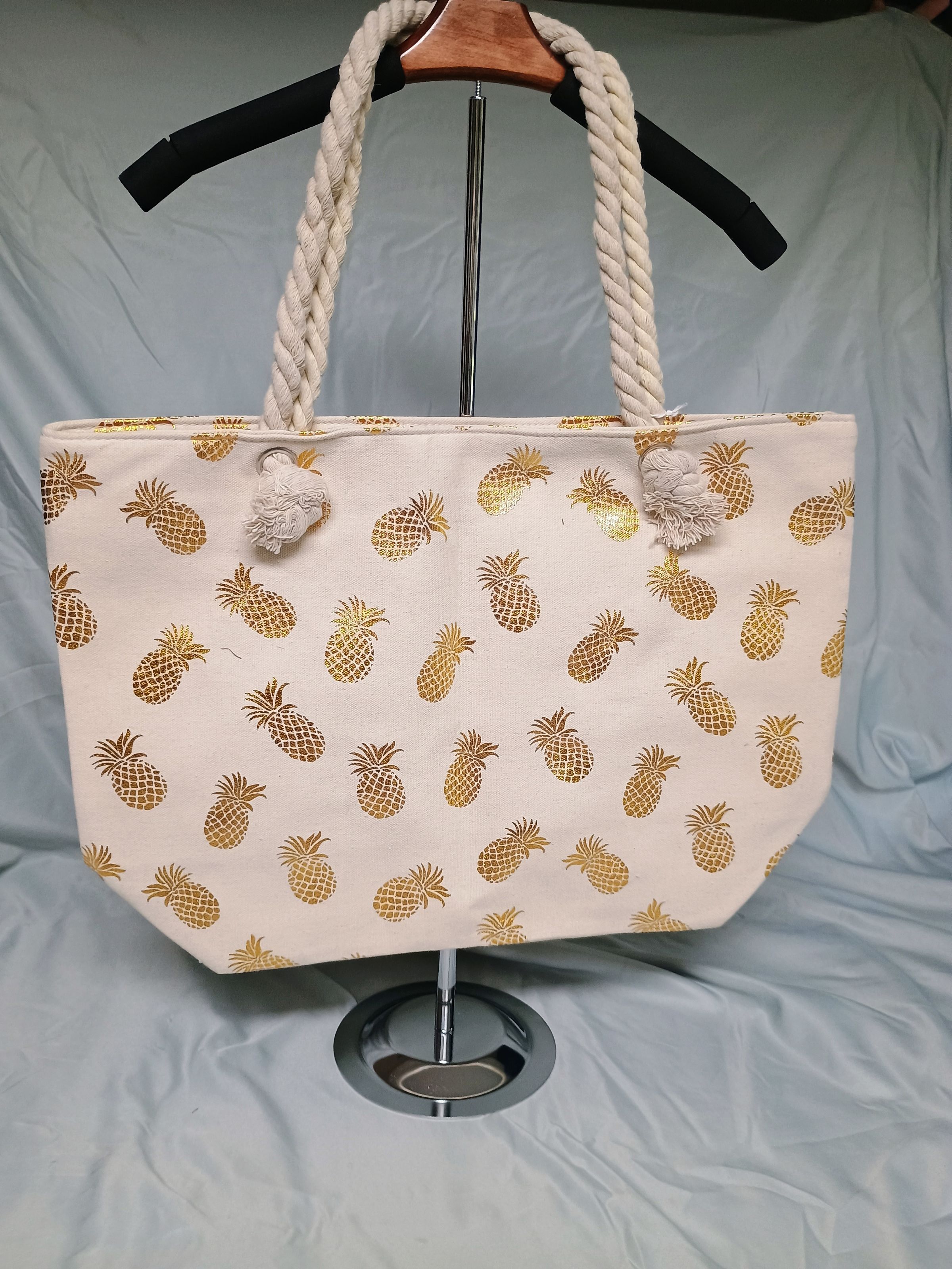 Pineapples Plus's image