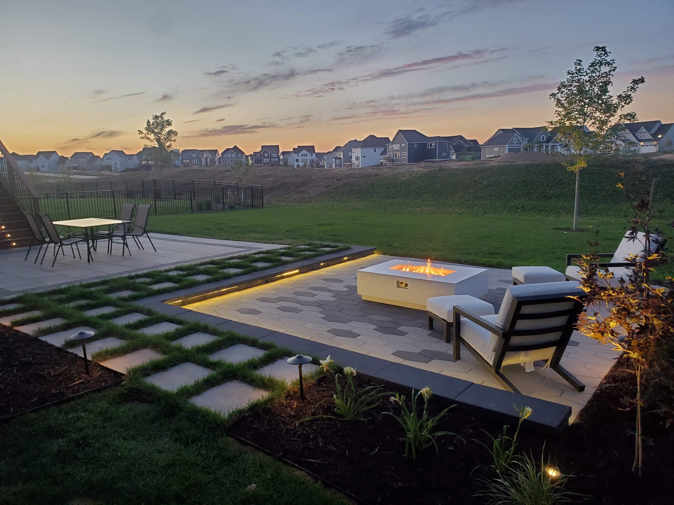 715 LANDSCAPE 's image