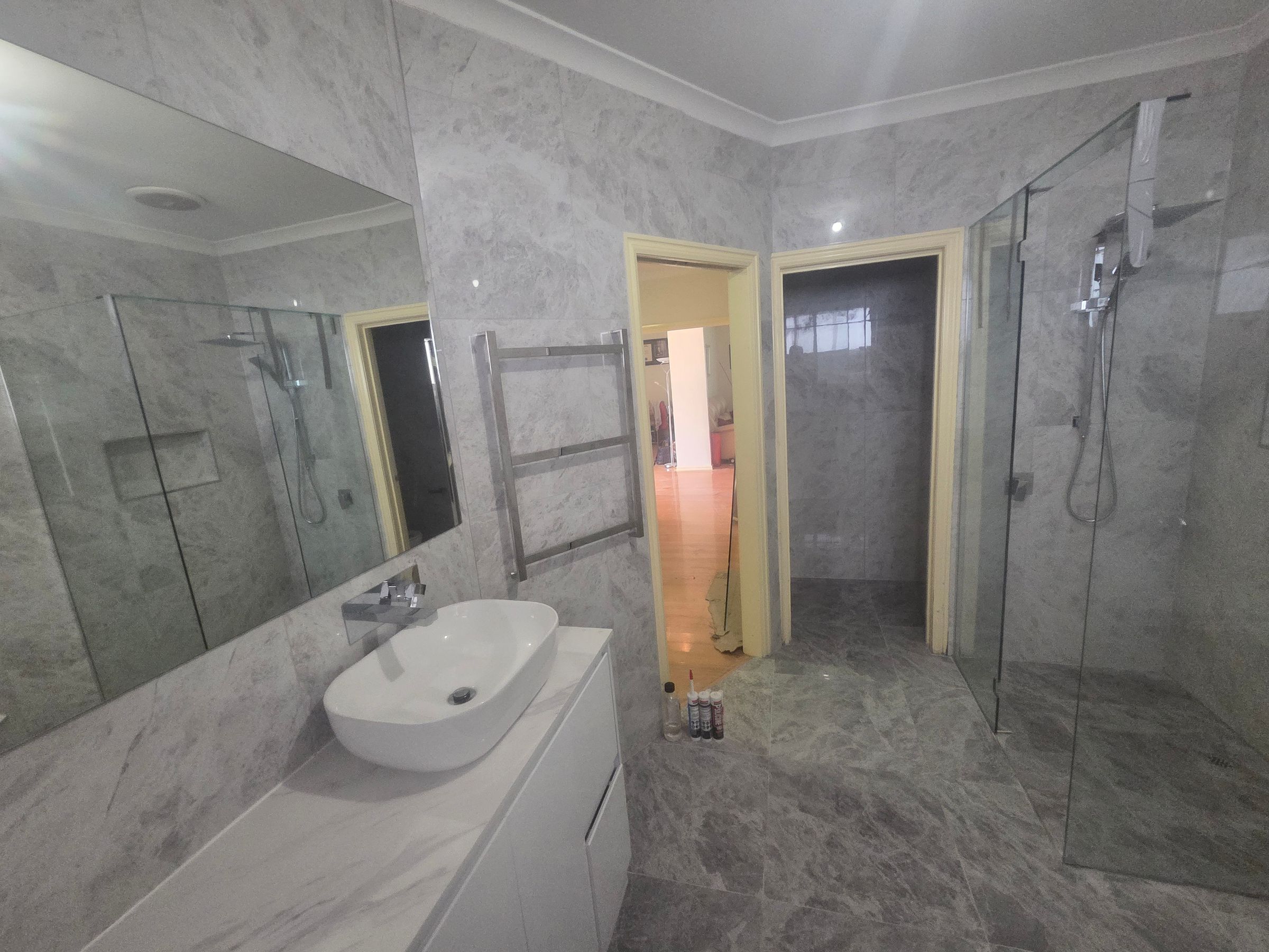 TnT Express Tiling Services 's image