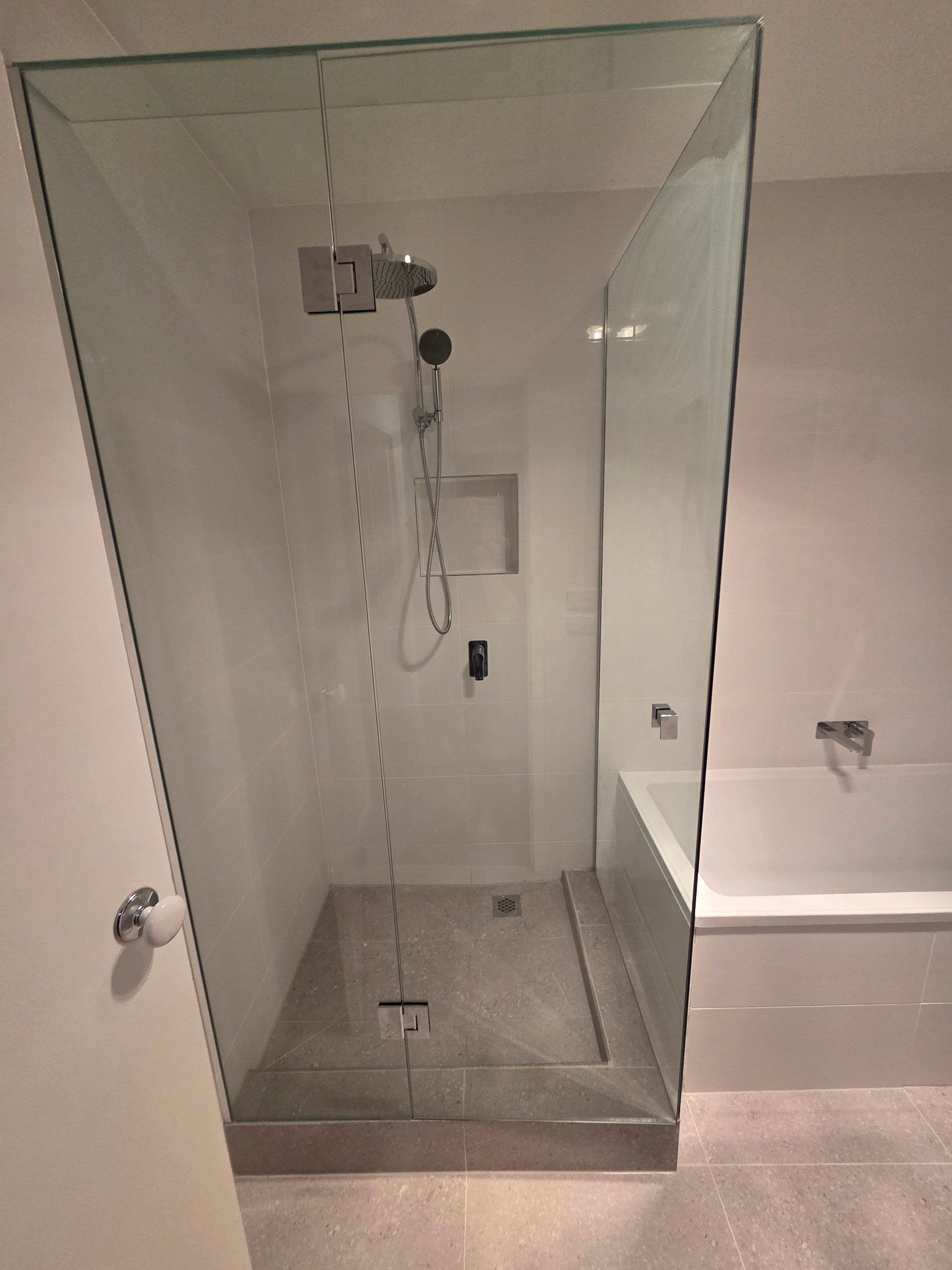 TnT Express Tiling Services 's image