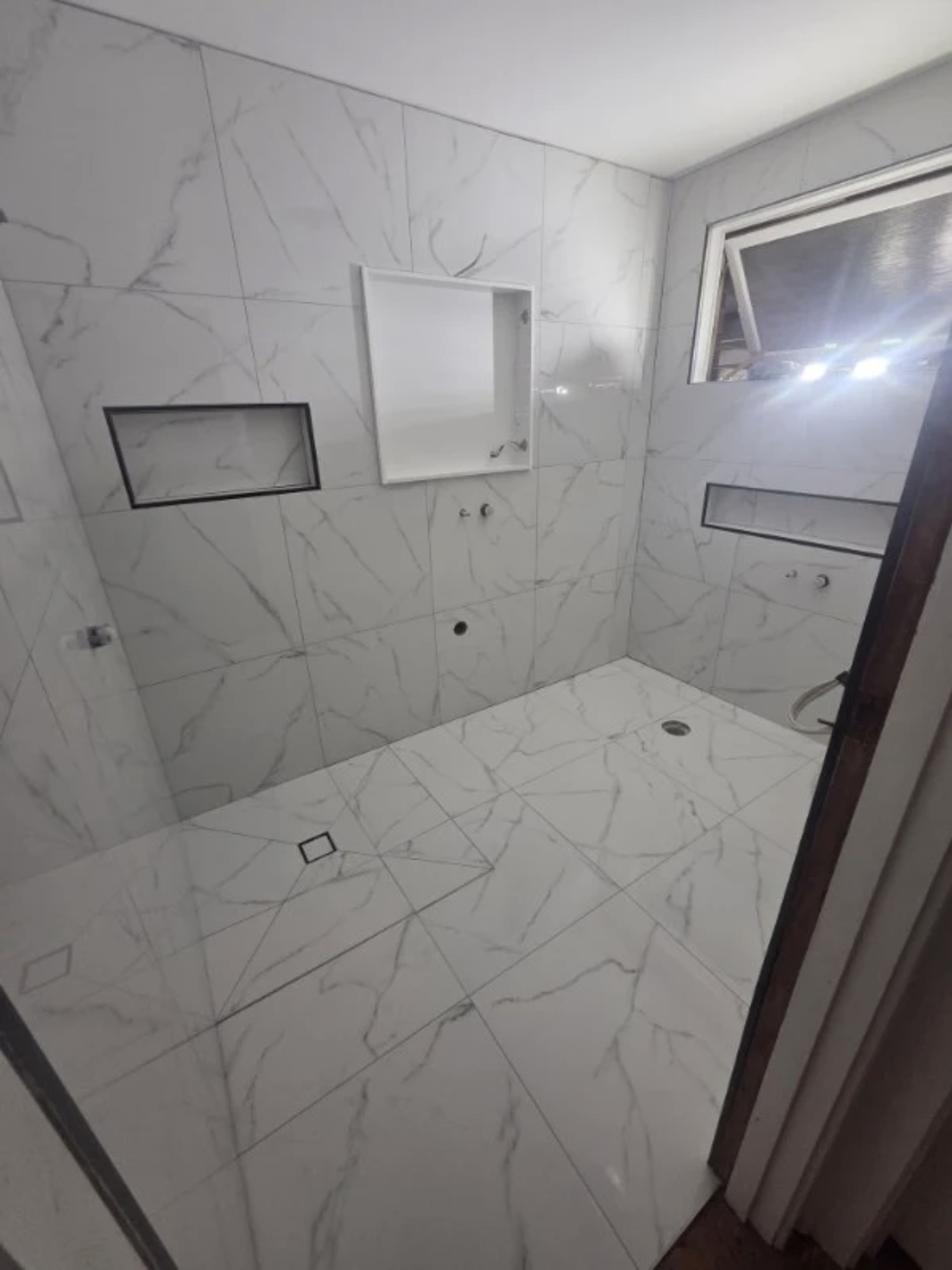 TnT Express Tiling Services 's image