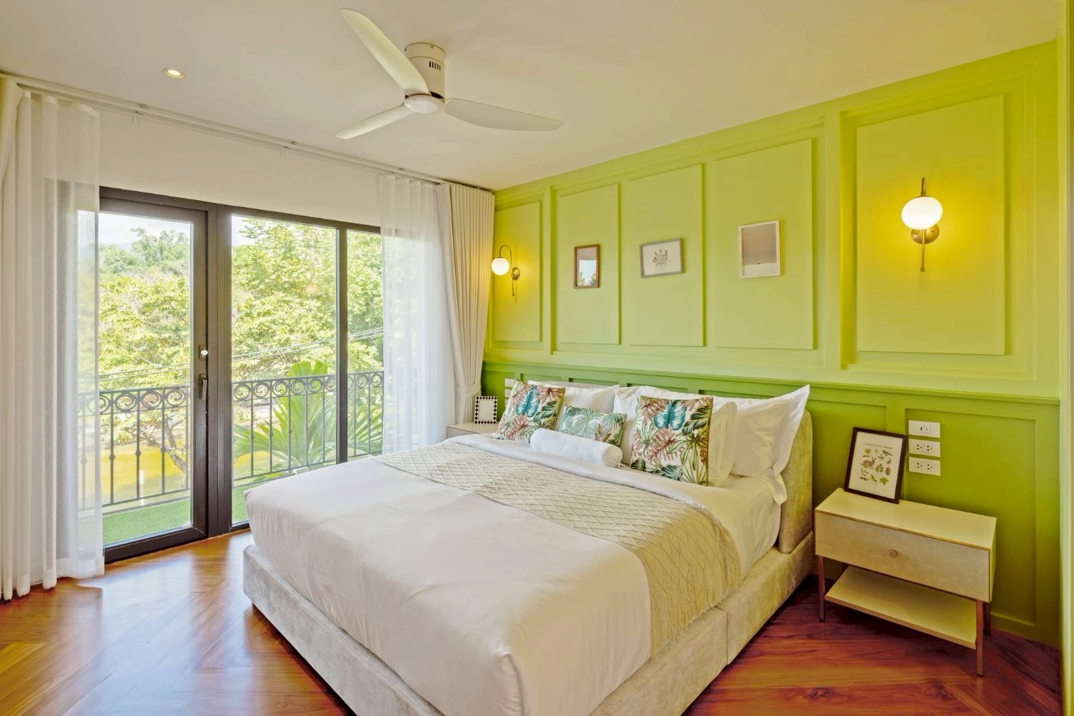 Spring Room