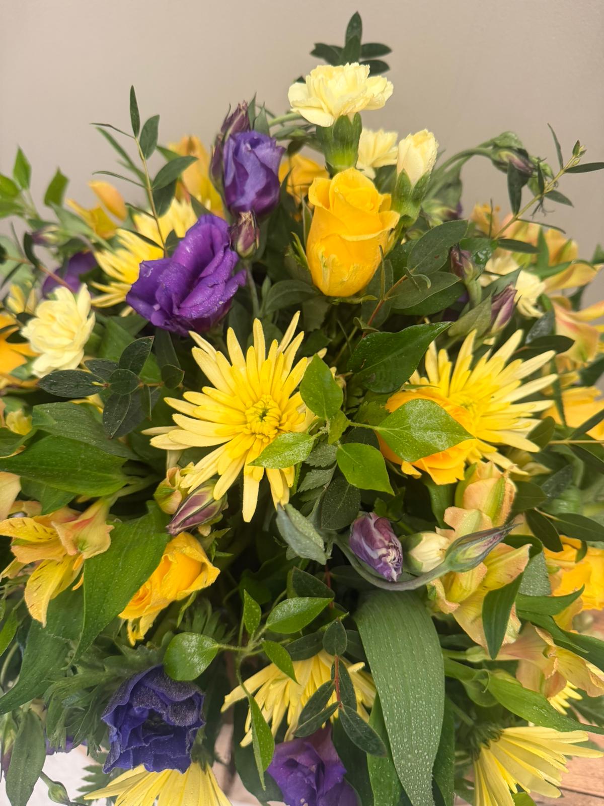 Jeanette's Flowers's image