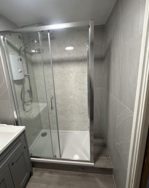 New bathroom Sutton KT3 after 