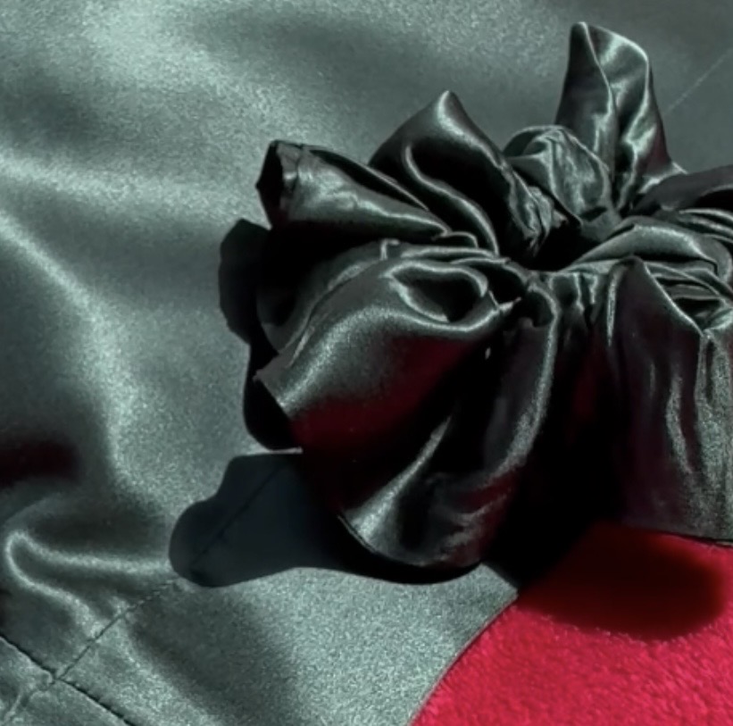 22 momme mulberry silk Scrunchie £10